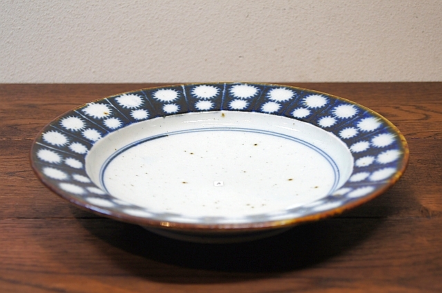 7寸リム皿　（オナモミA）  