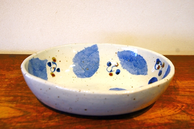 　カレー鉢　（ブルー木の葉）